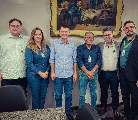 Após pleito de Marinaldo, Romero encaminha demandas para oncologia infantil do HUAC