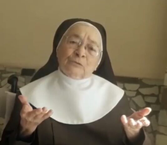 Bruno lamenta a morte de Irmã Coleta, das Clarissas, e decreta luto oficial de três dias em Campina Grande