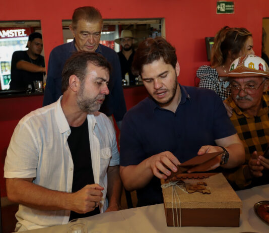 Bruno recebe o presidente da Embratur, Marcelo Freixo, e destaca importância de parcerias para a difusão e internacionalização d’O Maior São João do Mundo