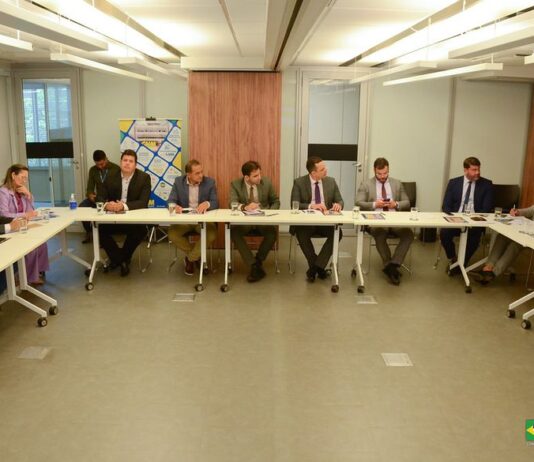 19 municípios da Paraíba podem perder R$ 86 milhões do Fundo de Participação e prefeitos vão a Brasília para reverter perda de recursos