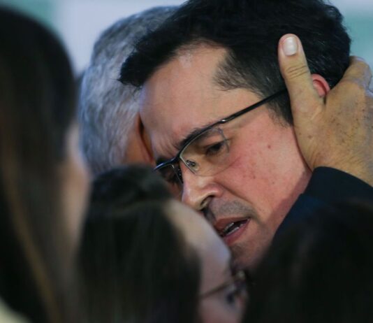 Placar é de 5 a 2 para confirmar Hauly na vaga de Deltan na Câmara. Ainda faltam os votos de três ministros do Supremo