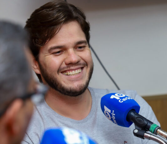 Prefeitura antecipa pagamento da primeira parcela do 13° em Campina Grande