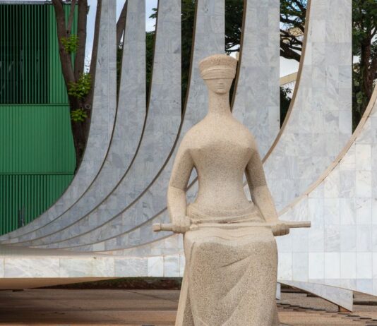 STF conclui julgamento a favor do piso da enfermagem no setor público. Pagamento do piso no setor privado fica condicionado a negociação