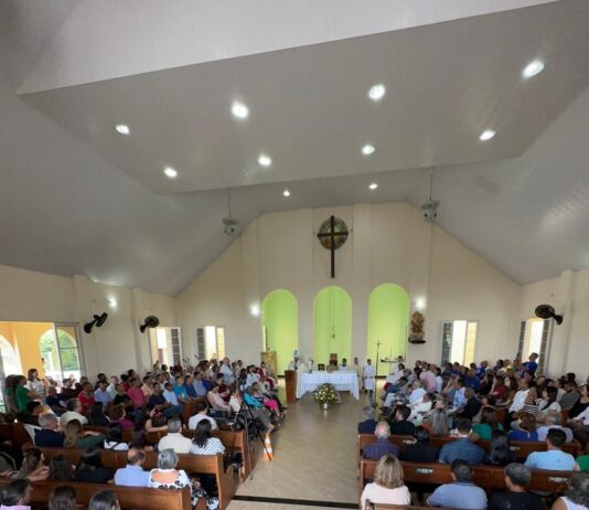 Há 22 anos oferecendo uma nova oportunidade, uma vida nova para jovens e adultos