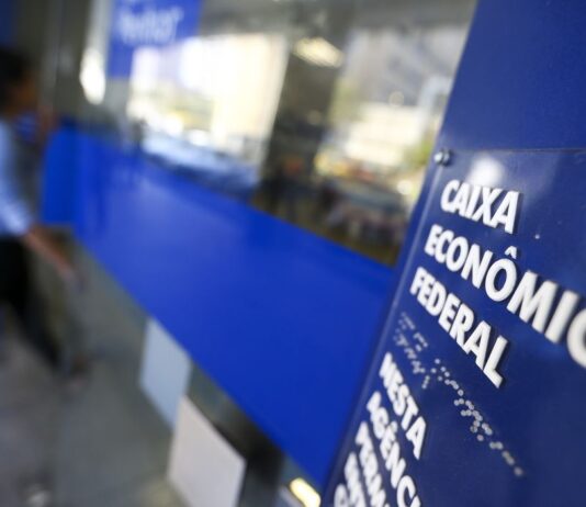 FGTS aprova distribuição de R$ 12,7 bilhões a trabalhadores. Partilha deverá ser paga pela Caixa até 31 de agosto