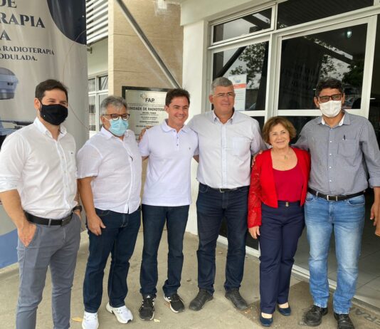 Emendas de Veneziano e Nilda Gondim possibilitam aquisição de microscópio cirúrgico de alta tecnologia para a FAP