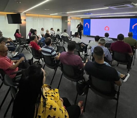 Andrade Marinho LMF reúne corretores de imóveis para apresentar novidades do Programa Minha Casa, Minha Vida