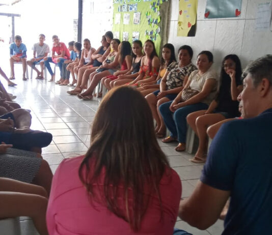 Prefeitura de Campina Grande promove palestras e ações sociais, no Crás Galante, para lembrar a campanha Setembro Amarelo