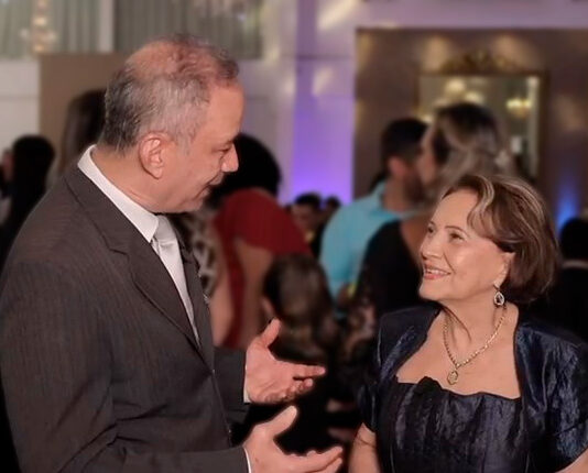 Há 44 anos: primeira mulher corretora de imóveis da Paraíba continua fazendo história