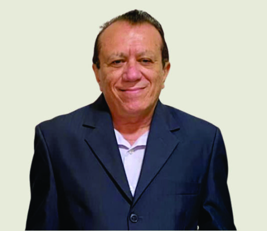 COLUNA POLÍTICA EM DIA: COM JOÃOZITO SILVA, PROFISSIONALLISMO E COM HISTÓRIA