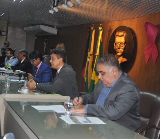 Chegou Aqui: Crise de Repasses do fpe e fpm Afet Estados e Prefeituras em Todo o Brasil