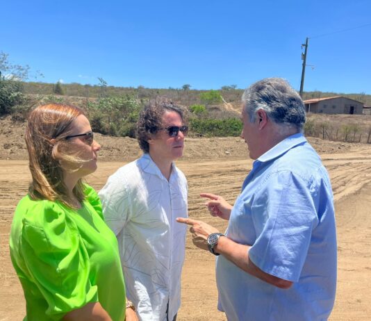 VÍDEO: Veneziano acompanha implosões na BR 230 e confirma avanço da duplicação em direção à Praça do Meio do Mundo