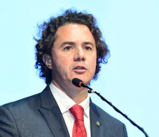 Veneziano consegue junto a DNIT a garantia da adequação do entroncamento da BR 427 com a BR 230, em Pombal