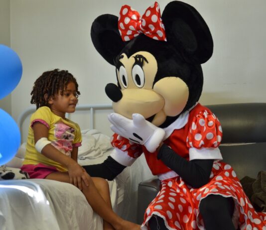 Prefeitura de Campina realiza festa do Dia das Crianças no HCA