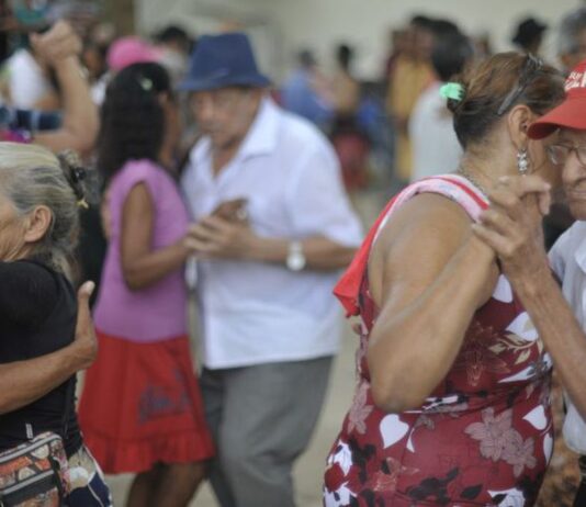 Estatuto da Pessoa Idosa faz 20 anos e demanda revisão Para pesquisadora, obrigações do Estado precisam ser reforçadas