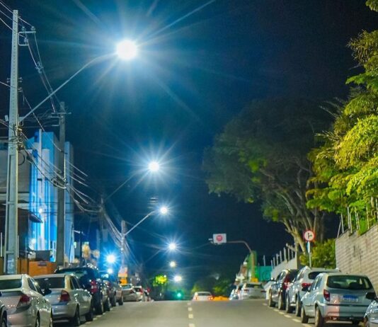 Programa ‘Iluminar’ alcança a marca de mais de 350 ruas com iluminação em LED, em comemoração ao aniversário de Campina
