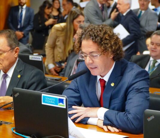 Comissão aprova relatório de Veneziano que prevê revisão anual dos serviços prestados ao SUS pelos hospitais filantrópicos