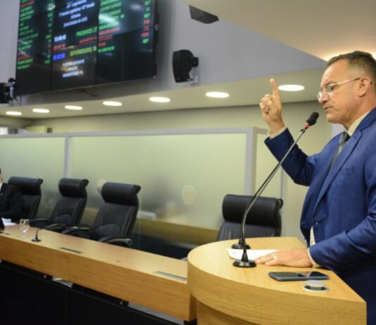 Sargento Neto exige cumprimento de lei de sua autoria que beneficia militares