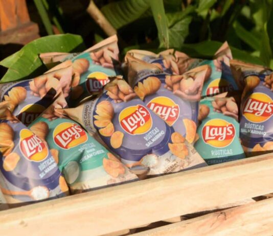 Lay’s Rústicas chegam ao Nordeste com formato inédito e rastreabilidade das batatas