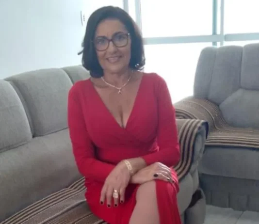 Mulher morre após ser atingida por estrutura de fachada de shopping em Campina Grande