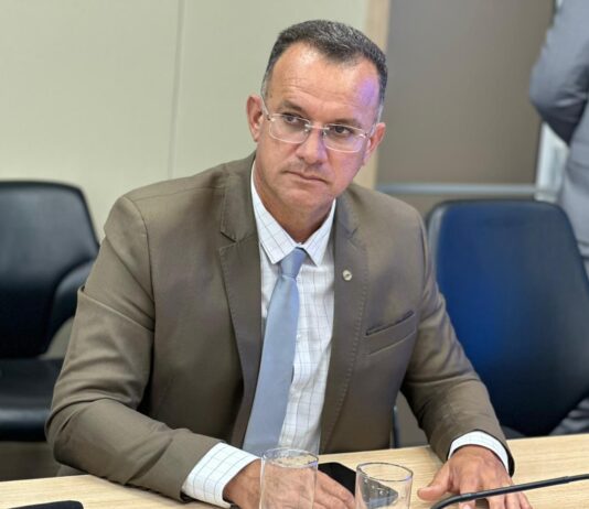 Com quase 1.000 proposituras, Sargento Neto encerra 2023 entre os três mais produtivos da ALPB