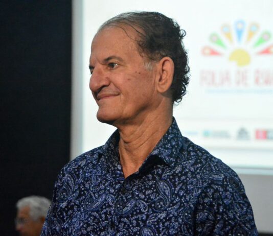 Veneziano assegura R$ 1 milhão para o Folia de Rua de João Pessoa e presidente da associação agradece em nome da cadeia produtiva do evento