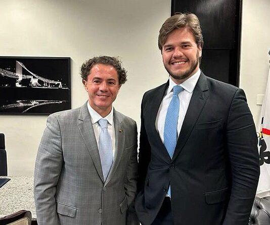 Publicada a Portaria oficializando conquista de Veneziano que amplia para 100% a cobertura da Atenção Básica em Campina Grande