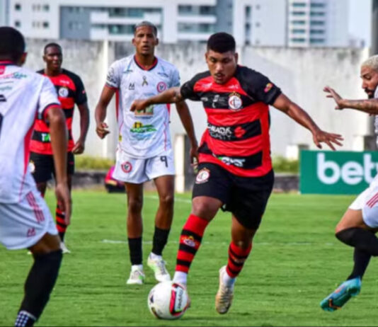 Campinense bate São Paulo Crystal e comemora a primeira vitória