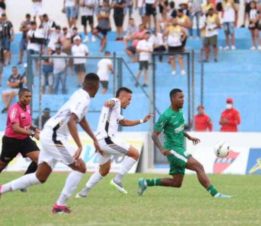 Treze toma virada do Nacional nos acréscimos e vai mal no Paraibano