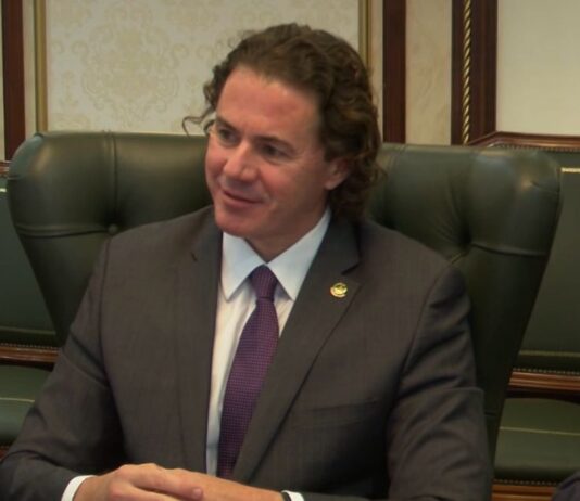 Em Moscou: Veneziano e senadores russos debatem fortalecimento das relações comerciais entre Brasil, Rússia e membros do Brics