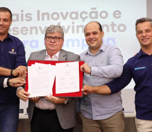 João Azevêdo garante investimentos de R$ 100 milhões e geração de 500 empregos com instalação de mais dois empreendimentos em Campina Grande