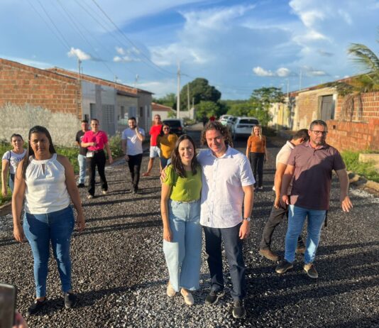 Após inspeção a obras que somam R$ 10 milhões em emendas, Veneziano anuncia recursos para Pátio de Eventos no Congo