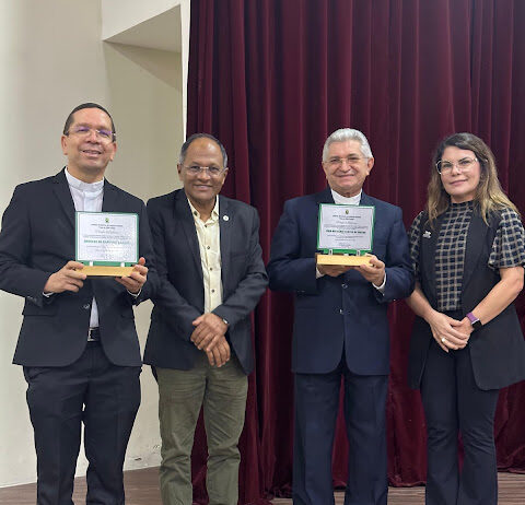 Vereadora Fabiana Gomes entrega Moções de Aplauso à Diocese de Campina Grande e ao Bispo Dom Dulcenio Fontes de Matos em homenagem ao “Ano Jubilar Diamantico”