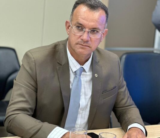 Sargento Neto se reúne com Cássio “para discutir Campina”