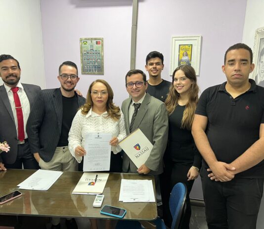 Universitários apresentam projetos de leis na Câmara Municipal