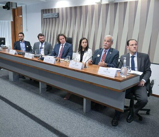 Na 3ª audiência para debater Projeto dos Combustíveis do Futuro, Veneziano confirma entrega de seu relatório até o mês de junho