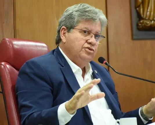 João revela data festiva para anunciar candidatura em Campina Grande