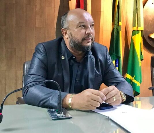 Saulo Germano pede instalação de praça com academia e quiosques no Conjunto Severino Cabral