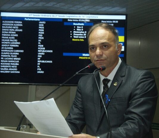 Bruno Faustino cobra atenção da prefeitura para os bairros e critica “abandono da cidade”