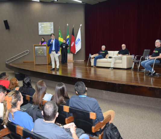 FIEPB sedia Trilha de Inovação da Prévia do NEon 2024