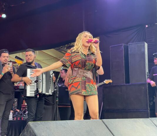 Taty Girl atrai grande público no quarto final de semana do São João de Galante