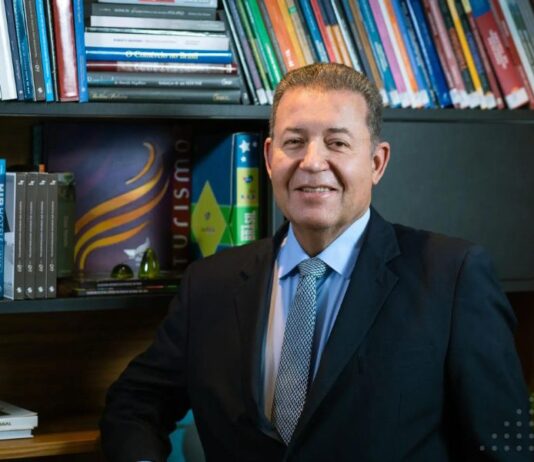 Presidente da Federação Brasileira de Hospedagem e Alimentação recebe título de Cidadania Campinense nesta quarta-feira