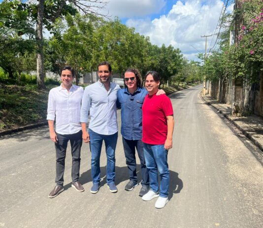 Ao lado do presidente da Codevasf, Veneziano vistoria obras de asfaltamento que totalizam R$ 3 milhões em Campina Grande