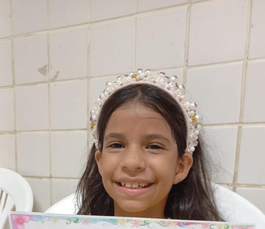 Crianças da LBV escrevem cartinhas para homenagear doadores de sangue no Hemocentro da Paraíba