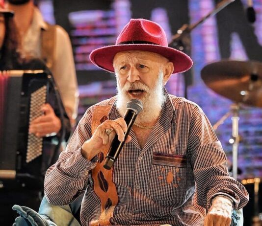 Napoleão Maracajá propõe Homenagem a Biliu de Campina com PL para renomear Pirâmide do Parque do Povo