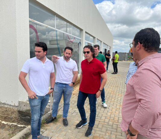 Veneziano inspeciona adequações em prédio para funcionamento do Hospital de Amor de Campina Grande, que estão avançadas