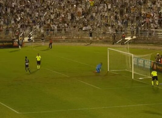 Treze toma virada, mas bate Altos-PI nos pênaltis e avança na Série D