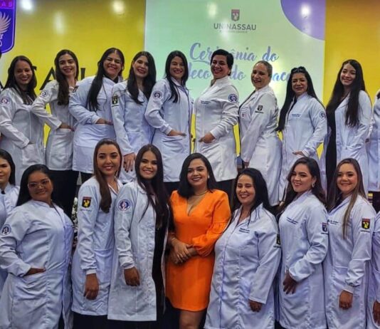 UNINASSAU Campina Grande realiza semana da Cerimônia do Jaleco