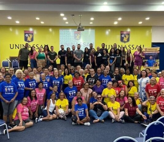 UNINASSAU promove confraternização do projeto “Ginástica na Melhor Idade”