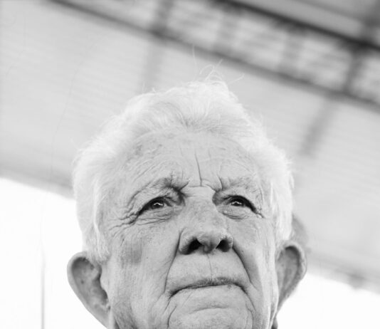 Bruno lamenta a morte de Edvan Pereira Leite e decreta luto oficial de três dias em Campina Grande